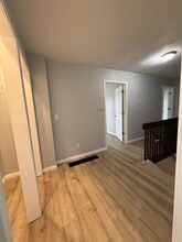 516 Pearl St, Unit 2 in Vevay, IN - Building Photo - Building Photo