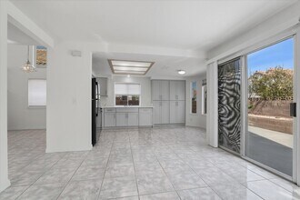 2408 Sage Pointe Cir in Las Vegas, NV - Building Photo - Building Photo