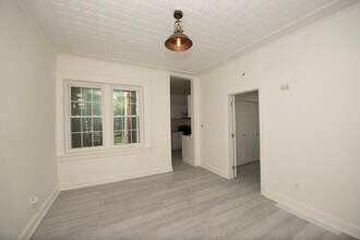 49 Main St, Unit 1 in Cohoes, NY - Building Photo - Building Photo