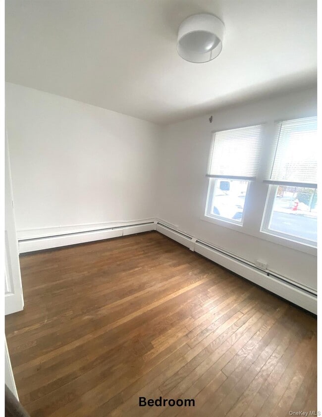 property at 75 N Chestnut St
