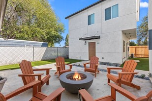 6708 Saranac St in San Diego, CA - Building Photo