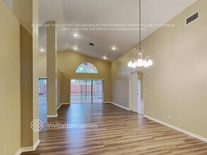 7638 Brunson Cir in Greenacres, FL - Building Photo - Building Photo