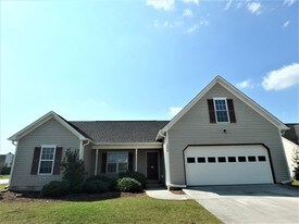 7236 Walking Horse Ct in Wilmington, NC - Building Photo