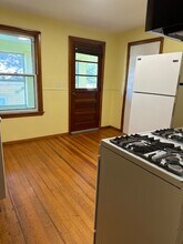 14 Orchard St in Northampton, MA - Building Photo - Building Photo
