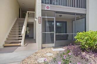 634 Bird Bay Dr E, Unit 103 in Venice, FL - Foto de edificio - Building Photo