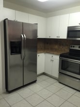 10901 NW 83rd St in Doral, FL - Building Photo - Building Photo