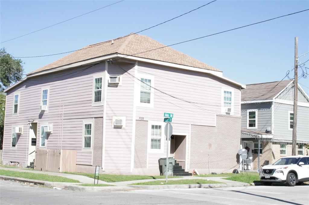 3028 Avenue M in Galveston, TX - Building Photo