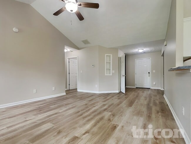 1279 Wentworth Cove Ct in Winder, GA - Foto de edificio - Building Photo