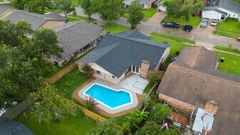 15507 Sierra Valle Dr in Houston, TX - Building Photo