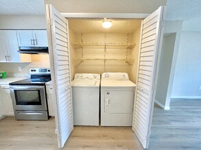 5107 S Clarice Ct-Unit -5107B in Tampa, FL - Building Photo - Building Photo