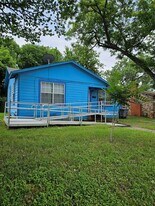 2642 Anderson St in Dallas, TX - Building Photo