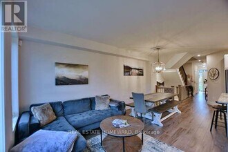 222 Yellow Birch Cres in Blue Mountains, ON - Building Photo - Building Photo