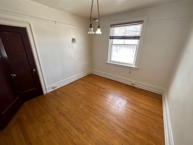 Ebert Apartments in Livingston, MT - Foto de edificio - Building Photo