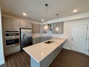 10533 Pleasant Br Dr in Raleigh, NC - Building Photo - Building Photo