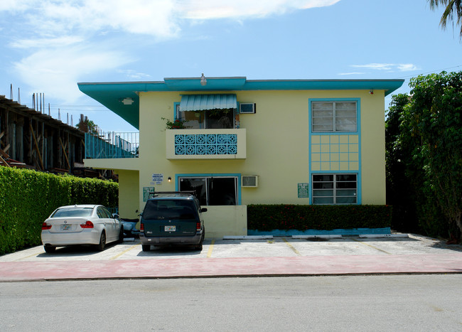 935 Jefferson Ave in Miami Beach, FL - Foto de edificio - Building Photo