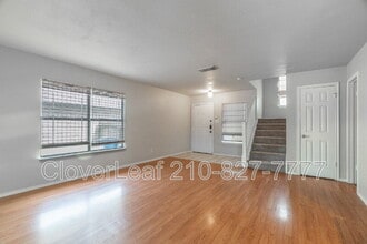 8019 Hilltop Crest in San Antonio, TX - Building Photo - Building Photo