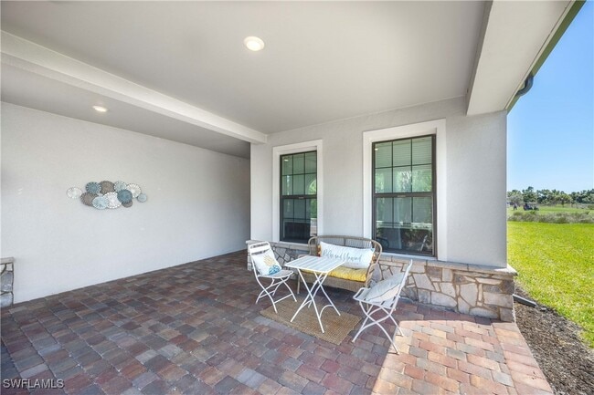 9268 Cormorant Dr in Naples, FL - Building Photo - Building Photo