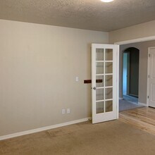691 E Ridgestone Dr in Kuna, ID - Building Photo - Building Photo