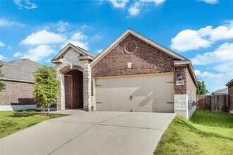 19600 Woodrow Wilson St in Manor, TX - Building Photo - Building Photo