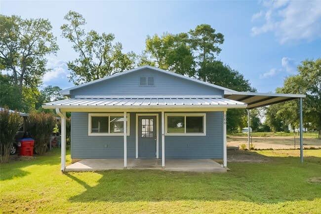 property at 200 Ritchey Rd