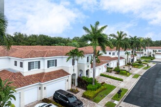 Frenchman's Gan's Reserve at Chambord in Palm Beach Gardens, FL - Foto de edificio - Building Photo