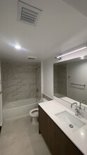 2581 NE 182nd Ter, Unit A1 in Miami, FL - Building Photo - Building Photo