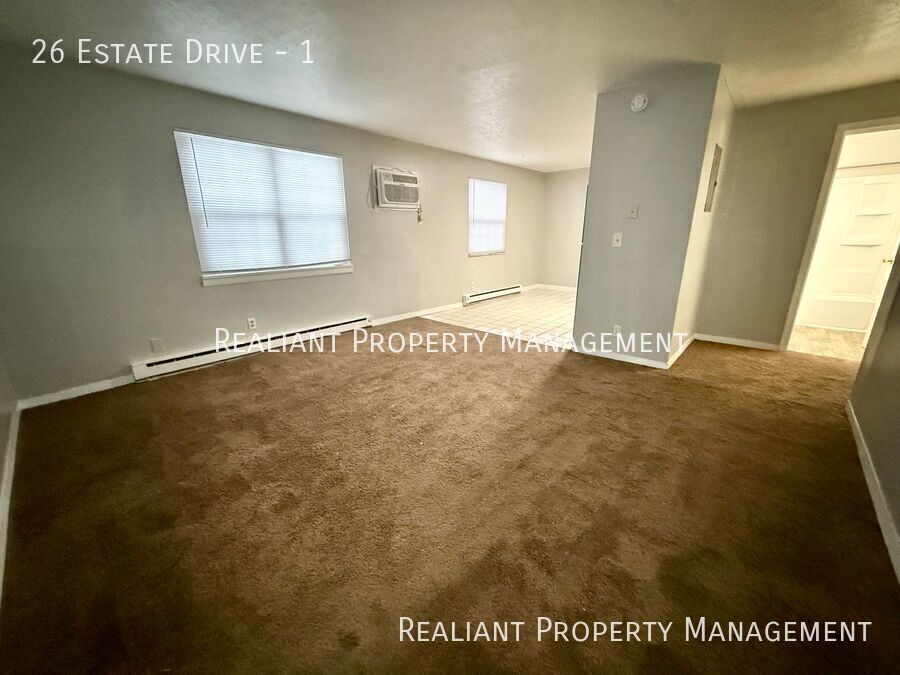 26 Estate Dr in Amelia, OH - Building Photo