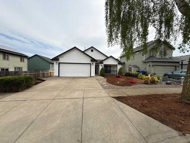 5512 Murray St SE in Salem, OR - Building Photo - Building Photo