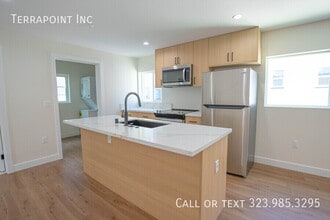 1034 Westmoreland Ave in Los Angeles, CA - Building Photo - Building Photo