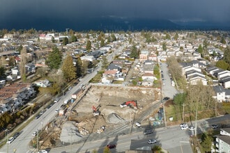 7510 Kingsway in Burnaby, BC - Building Photo - Building Photo