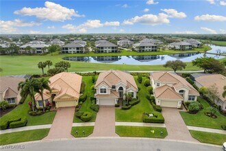 11845 Bramble Ct in Naples, FL - Foto de edificio - Building Photo