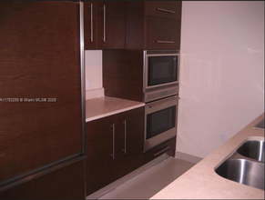 485 Brickell Ave, Unit # 1809 in Miami, FL - Building Photo - Building Photo