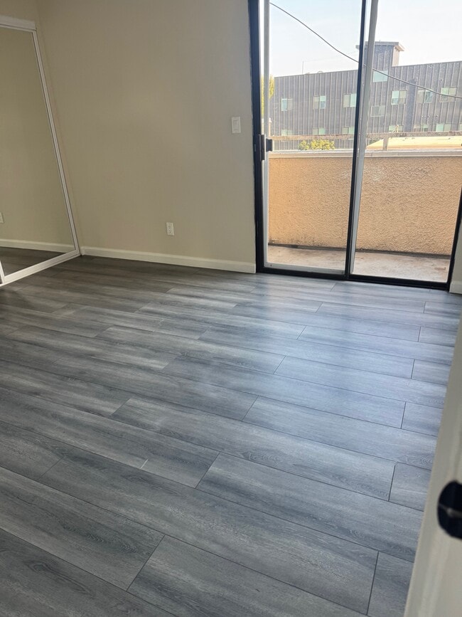 4734 S Slauson Ave in Culver City, CA - Building Photo - Building Photo