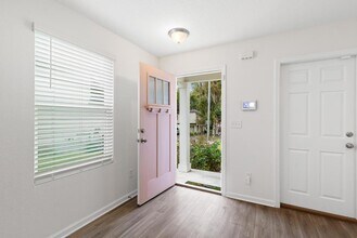 1204 Hope St in Jacksonville, FL - Building Photo - Building Photo