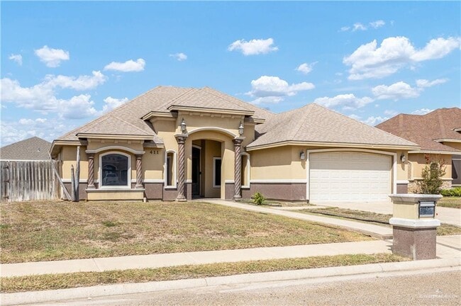 22 River Crest St in Rio Grande City, TX - Building Photo - Building Photo