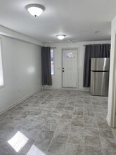 20 Rock St-Unit -1 in Jersey City, NJ - Building Photo - Building Photo