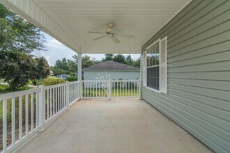 168 Cabana Way in Crestview, FL - Building Photo - Building Photo