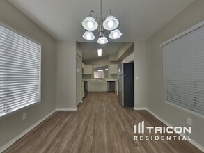 9215 W Sandra Terrace in Peoria, AZ - Building Photo - Building Photo