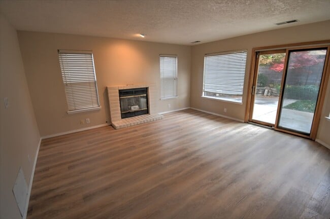 8204 William Moyers Ave NE in Albuquerque, NM - Building Photo - Building Photo