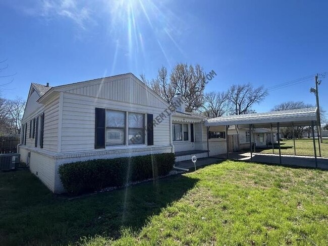 1410 E 53rd St in Tulsa, OK - Building Photo - Building Photo
