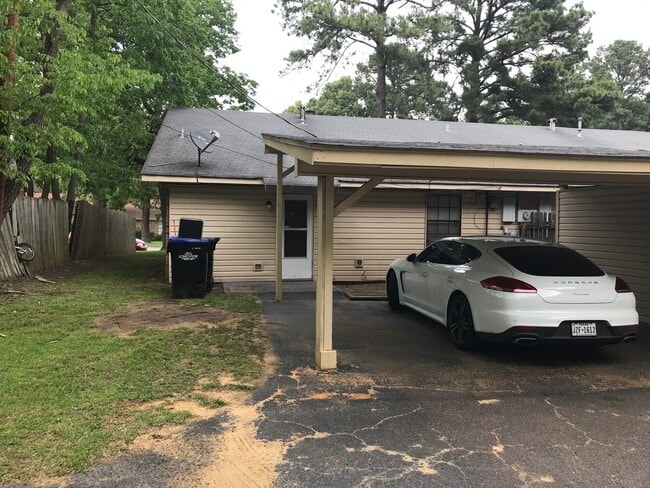 120 Jester Cir in Longview, TX - Building Photo - Building Photo