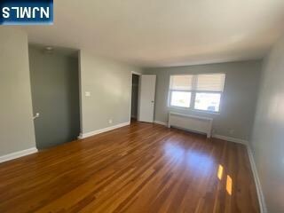 308 B E Ter in Hasbrouck Heights, NJ - Foto de edificio - Building Photo