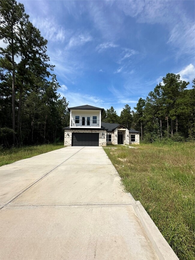 1037 Rd 6609 in Dayton, TX - Building Photo - Building Photo