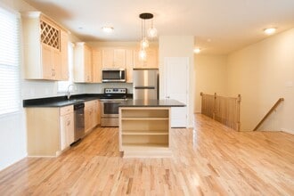 966 Pink St in Richmond, VA - Building Photo - Building Photo