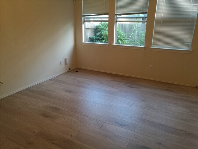 property at 16623 Newglen Ln