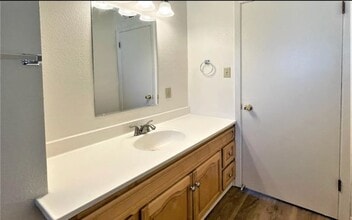 5321 57th St in Sacramento, CA - Building Photo - Building Photo