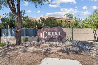 1589 E Painted Colt Loop in Tucson, AZ - Building Photo - Building Photo