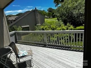 property at 8020 Horse Chestnut Ln