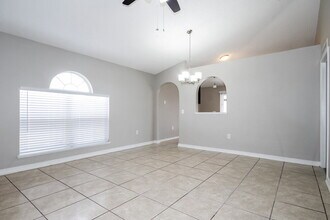 11436 Ivy Flower Loop in Riverview, FL - Building Photo - Building Photo