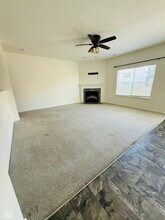 822 Blue Ash Trail in Greenwood, IN - Building Photo - Building Photo